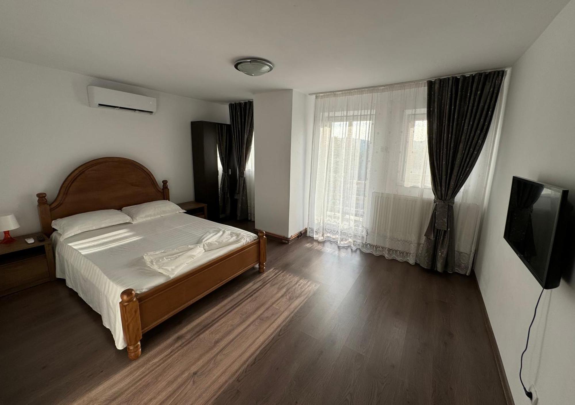 Cazare Vila Maria Apartment Curtea De Arges Luaran gambar